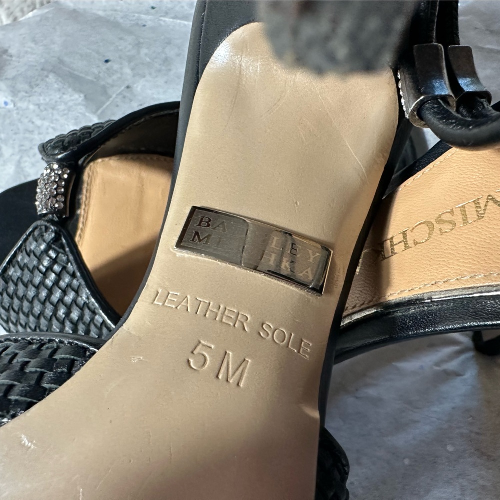 Badgley Mischka Kandyce Woven Black Leather Ankle Strap Heels - Size 5 - Picture 3 of 7